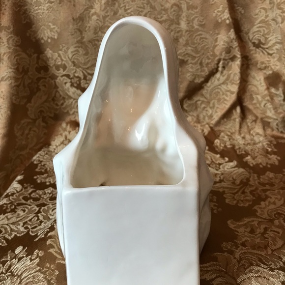 Madonna Planter Figural Vase Mary Praying White Pottery Vase Taiwan - Picture 2 of 6